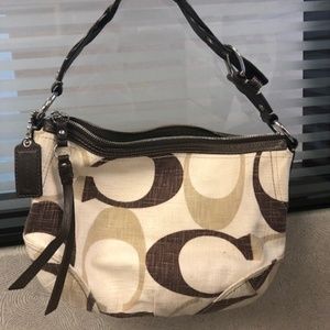 Coach Signature C Tonal Hobo Handbag Style